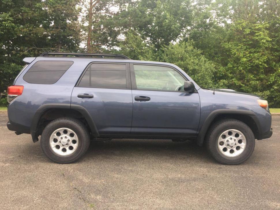 FS: 5th Gen 2010 4runner 4x4 Trail Off Road Edition Vienna OH 44473 900-trail-6-jpg