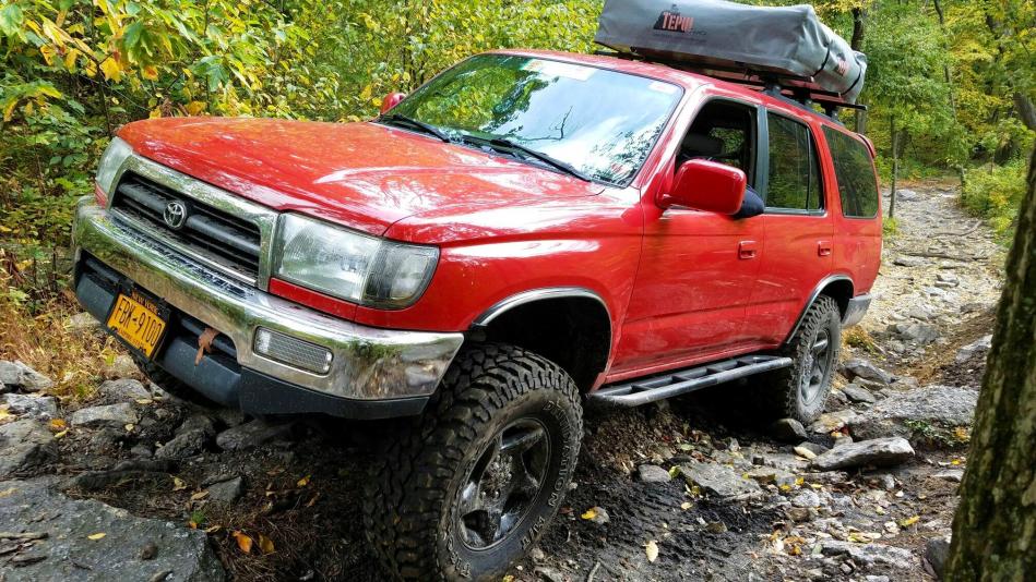 For sale 1996 / 3gen 4Runner Sr5/ 50 / Brooklyn NY / factory locker-img_2252-jpg