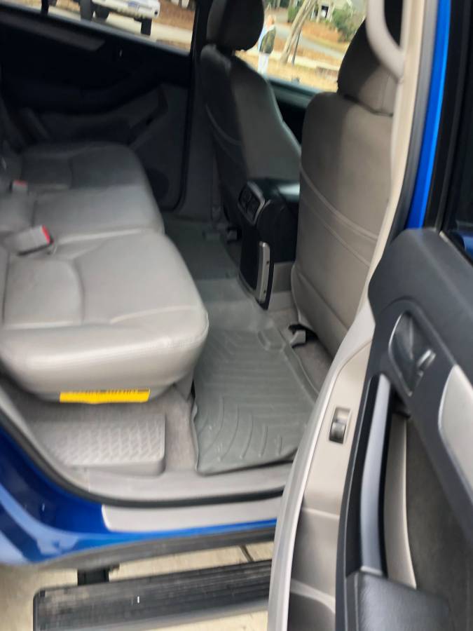 FS: 07 4Runner V8 AWD, ,500 OBO in WIlliamsburg VA-4r-passenger-back-seat-jpg