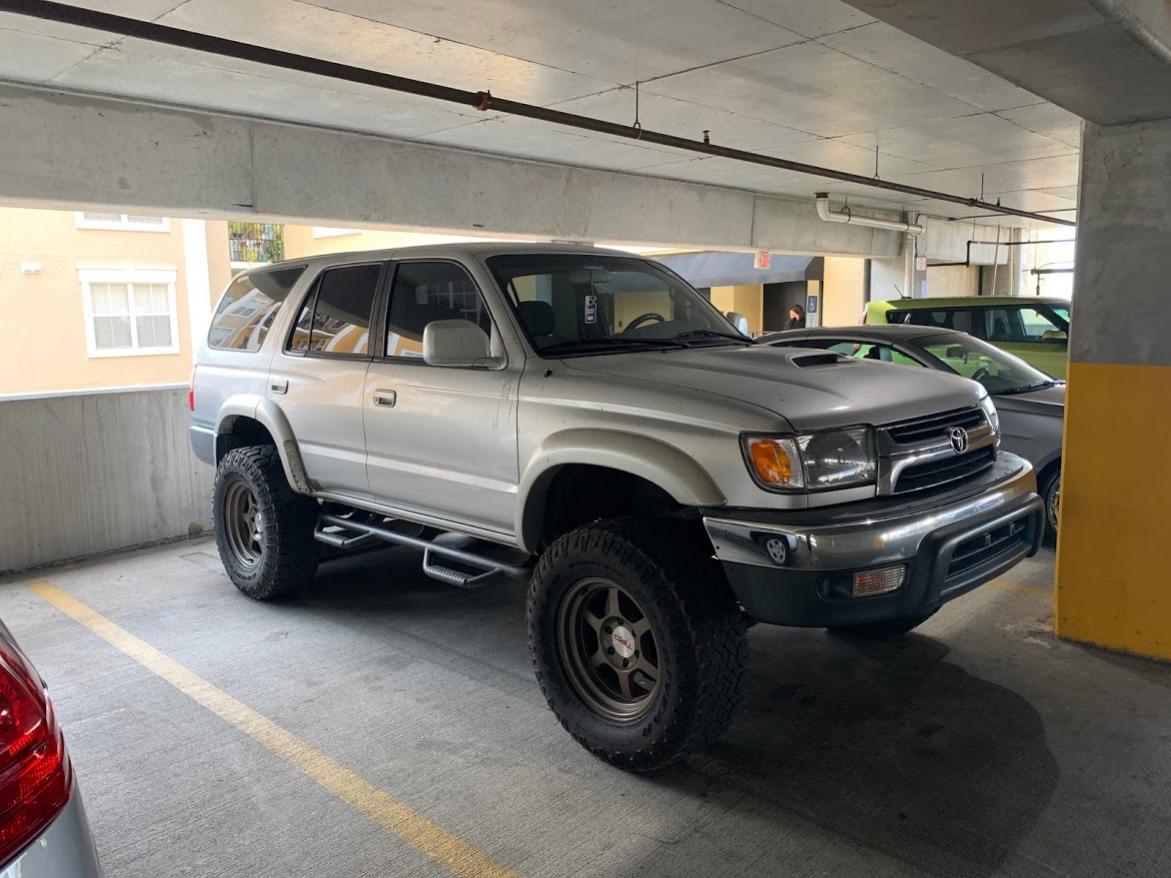 FS: 3rd Gen 4Runner 2001 SR5 - Silver - Alpharetta, GA.-img_0283-jpg