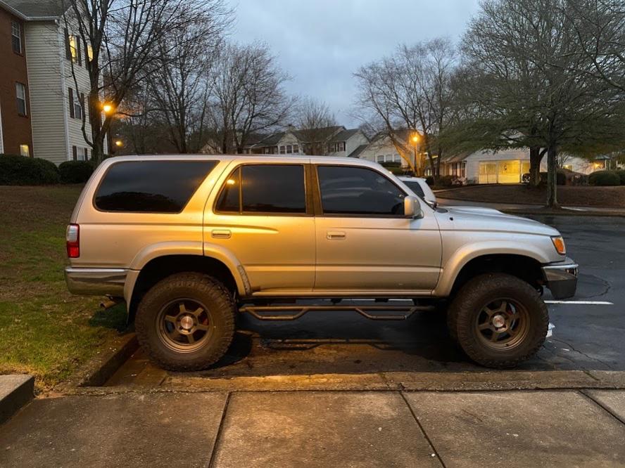 FS: 3rd Gen 4Runner 2001 SR5 - Silver - Alpharetta, GA.-img_5494-jpg