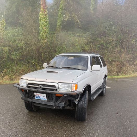 FS:1997 Toyota 4runner, 4x4, Manual, 170k, Seattle WA-137363309_10224073160926309_2494296761156907107_o-jpg