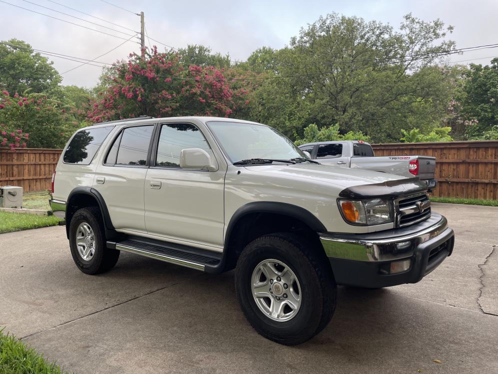 SOLD: 2000 4Runner SR5, 5-speed manual 4WD, 227K, ,500; Richardson, TX-img_3804-jpg