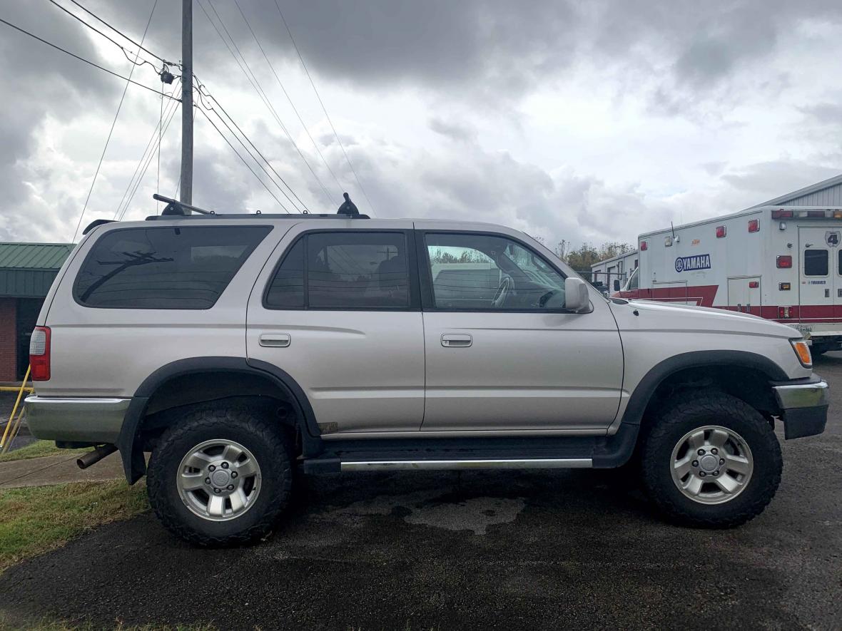 FS: 3rd GEN 2000 Toyota 4runner - Desert Tan, 00 OBO Nashville, TN-output-onlinejpgtools-3-jpg