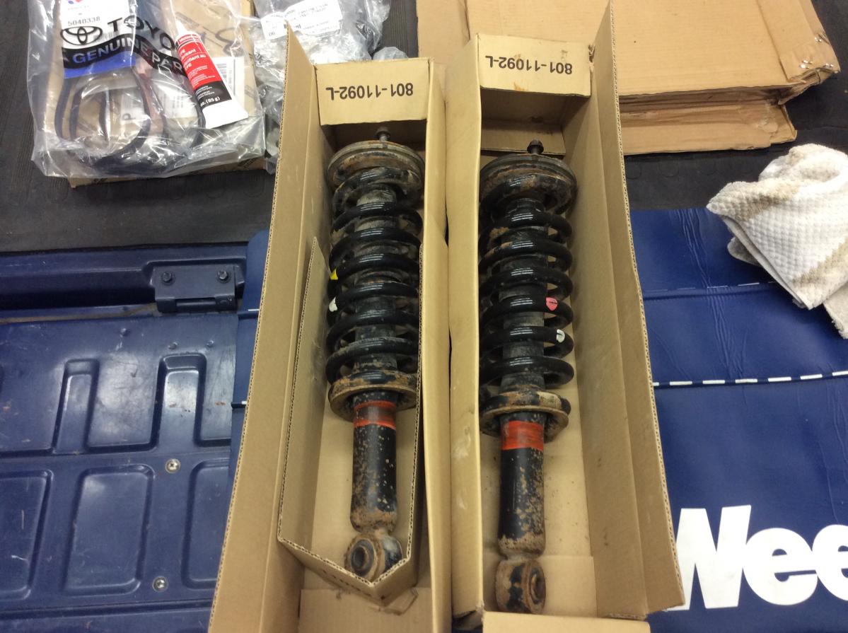 Free: OEM Front Struts/springs 02 SR5 Sport 4WD-Lower Hudson Valley, NY-f2e05642-813c-4287-ab07-4f388bac7b10-jpg