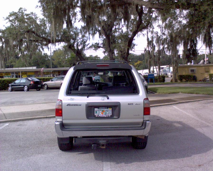 Silver 2000 SR5-rearside-jpg