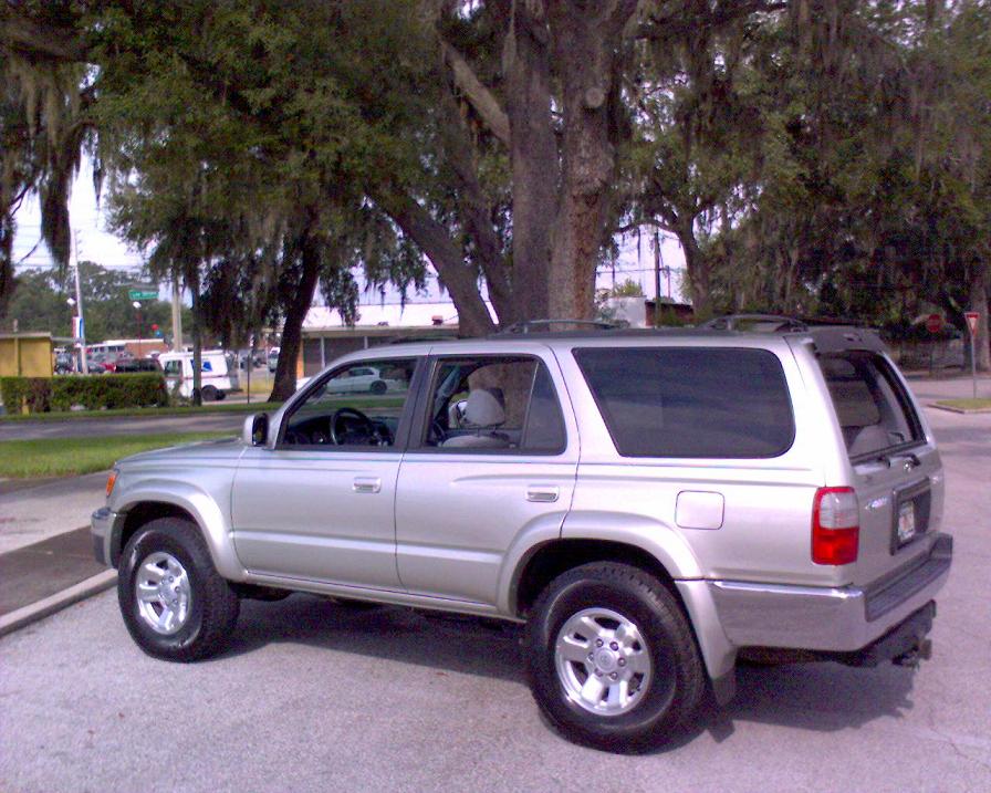 Silver 2000 SR5-driverrearside-jpg