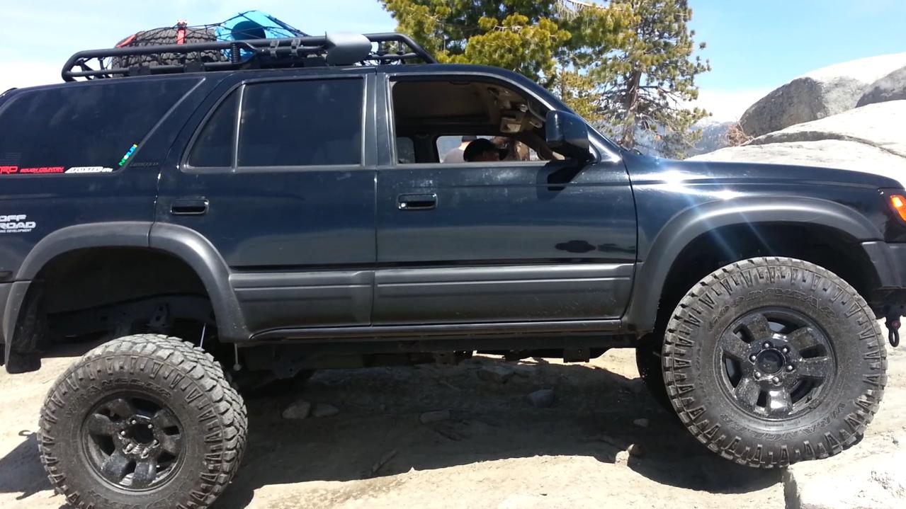 Post Up you Black 4runners!-may05-jpg