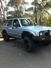 Aussie 1990 4 runner-car-blk-wheels-jpg