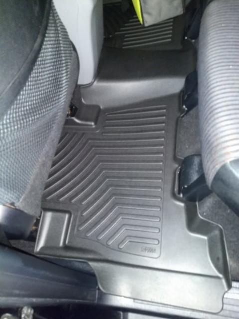 Looking for new floor mats-img_20191230_214413682-small-jpg