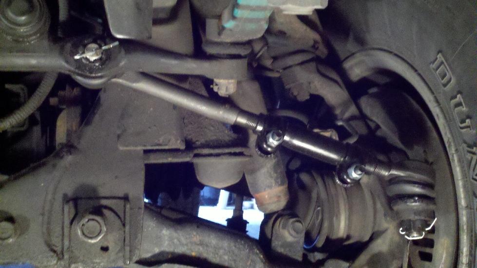 '94 4Runner Tie Rod Ends Replacement-2011-05-23_19-38-19_270-jpg