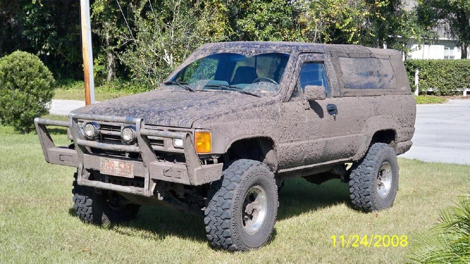 Muddin' with the top off-muddy-4runner-wash-nov-08-jpg