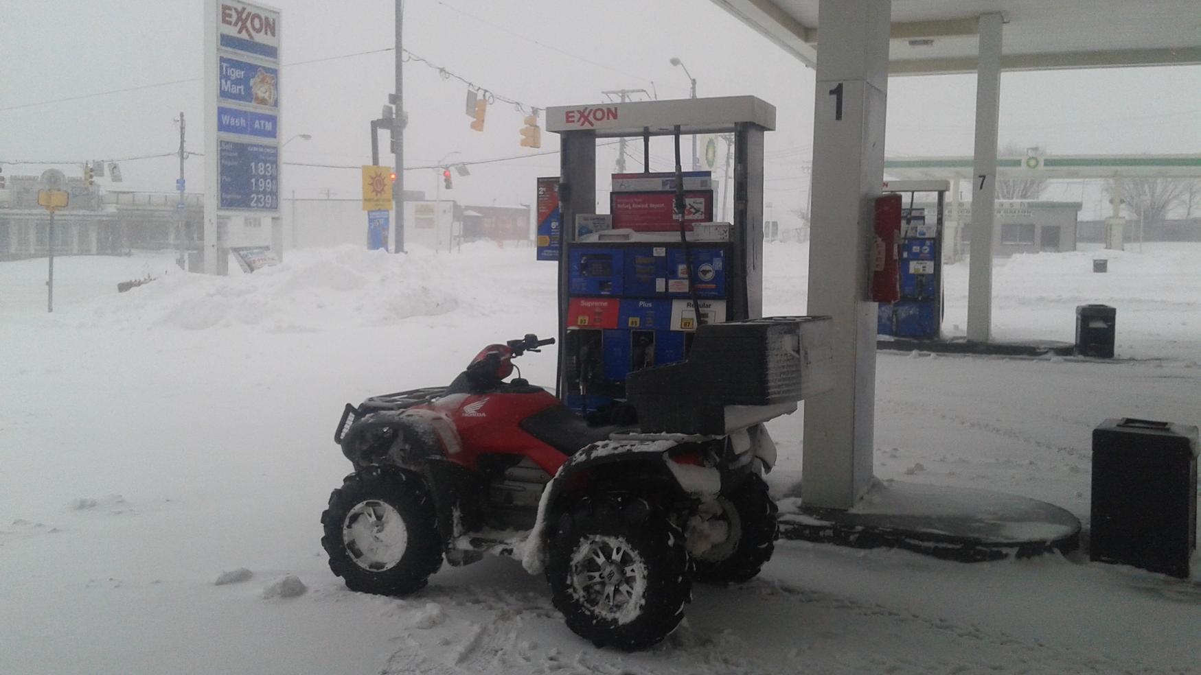 Playing in the 2016 Blizzard!!!-blizzard-2-002-jpg