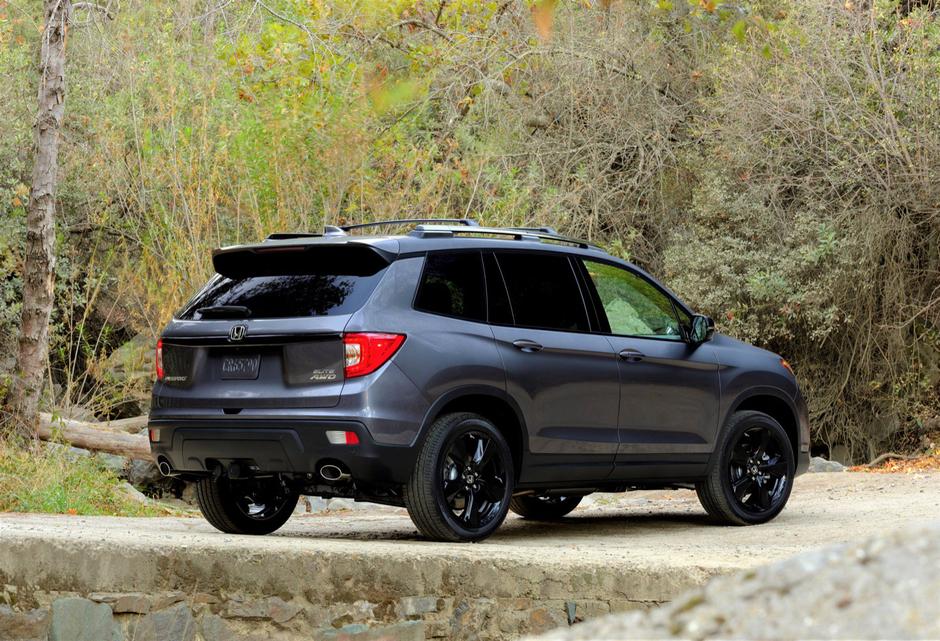 2019 Honda Passport-0f08f4aa-dfe0-4eed-a2ea-9e3924d8fb52-jpg