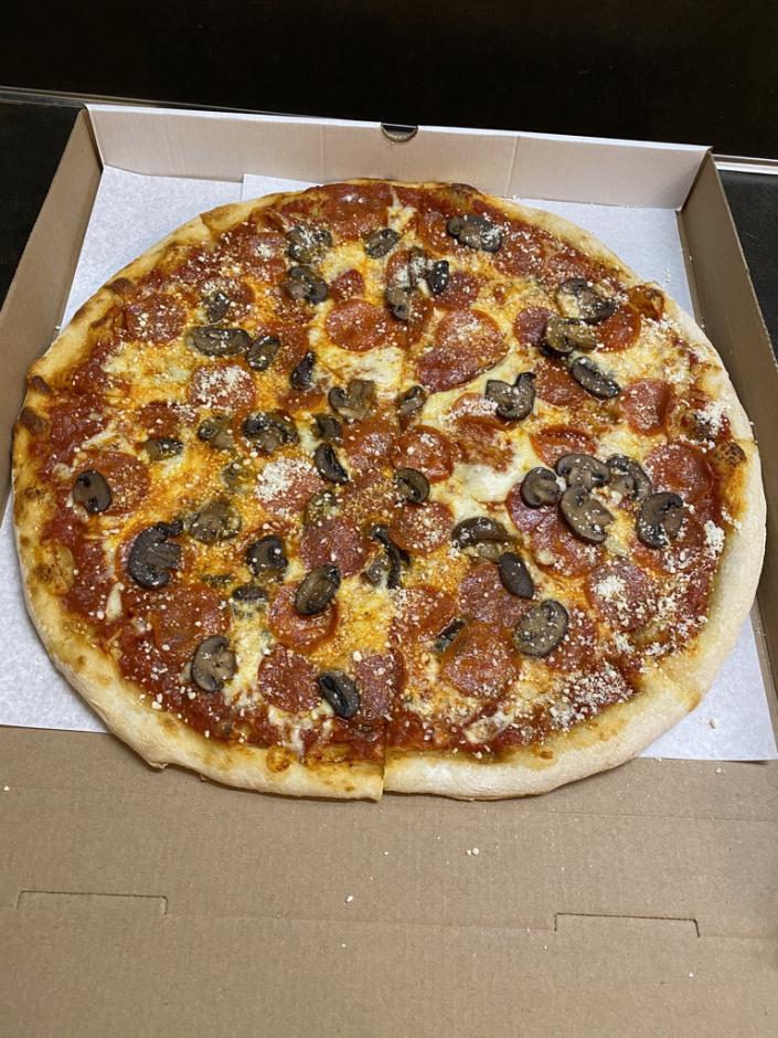 Tonight's Pizza... &quot;Stasera la Pizza&quot;-260ee013-1e87-4808-8212-5a073b6c5611_1_105_c-jpg