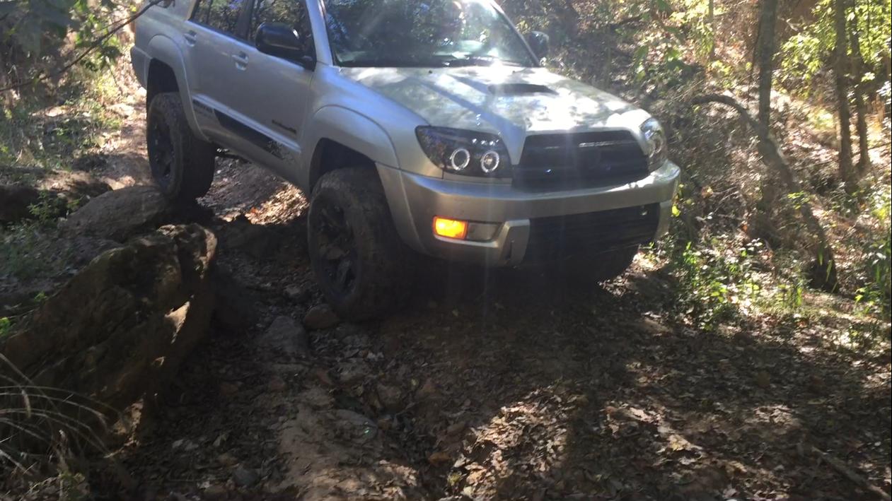 Off-Roading Around Dallas-4runner-rock-jpg