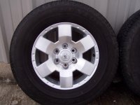7_inch_wheels_with_tires_003__small_.jpg