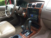 Interior 10.jpg