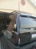 cb antenna mounted 01.jpg