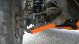 passenger front cam bolt.jpg