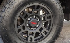 2015-toyota-tundra-trd-pro-series-wheel-and-badge-photo-597434-s-1280x782.jpg