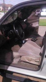 Interior (360x640).jpg