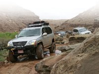 129_0708_12_zlexus_suvfront_view.jpg