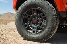 2015-toyota-4runner-trd-pro-wheels-02.jpg