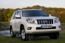 2010-Toyota-Land-Cruiser-5.jpg