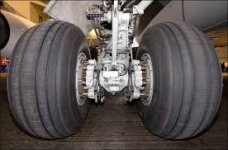airplane tire.jpg