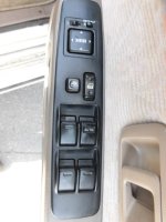 TY144424-16.jpg