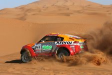 dakar_mitsubishi.jpg