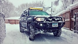 4runner snow.jpg