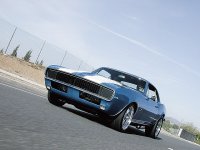 0509ch_camaro_03_z.jpg