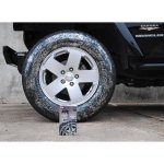 Tire Glitter on Jeep Tire.jpg