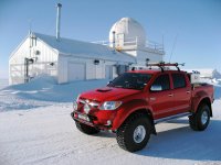 arctic-trucks-hilux-red-top-gear-2.jpg