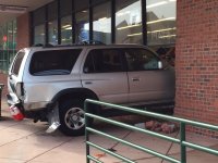 Rite Aid crash 2_1443206659971_24402611_ver1.0_640_480.JPG