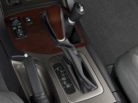 lexus_gx_470_2009_interior_gearshift.jpg
