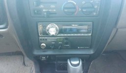 4runner CB mounted.jpg