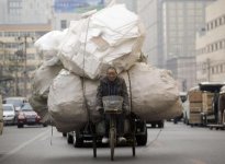 trash-trawling-as-a-career-in-china_1.jpg