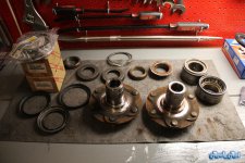 Front hubs bearings pressed out .jpg