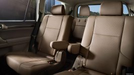 Lexus-GX-interior-ecru-leather-trim-overlay-476x357-LEX-GXG-MY17-0018.jpg