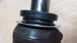 Seal further from the CV flange.jpg Seal further from the CV flange.jpg
