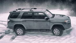 4-RUNNER_DEC_SNOW_Gram.jpg