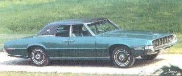 1968_Ford_Thunderbird_Landau_sedan.jpg