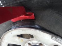 toyota_mounting_tires_07.jpg