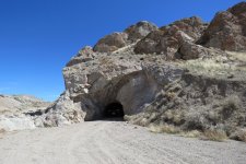 4runnertunnel.jpg