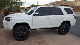 Toyota 4Runner 2.jpg