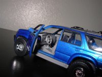 4runner_blue_03.jpg