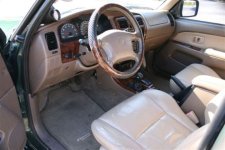 Front seat & dash.jpg